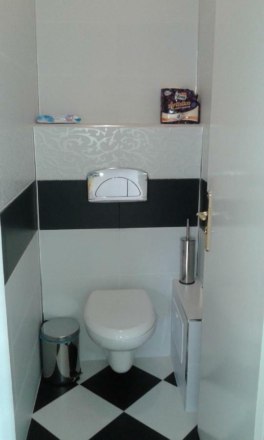 קיוסטנדיל Apartment Sagittarius מראה חיצוני תמונה