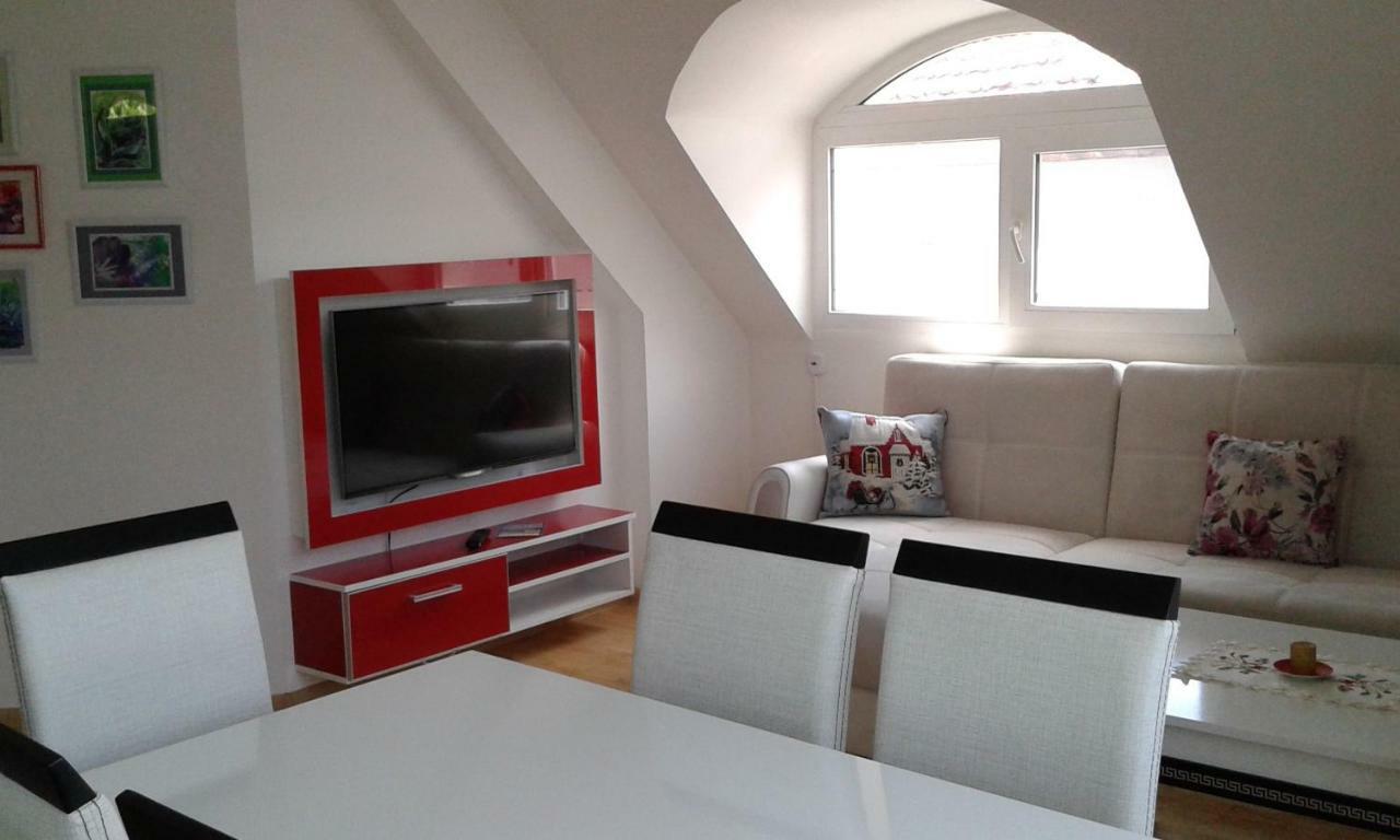 קיוסטנדיל Apartment Sagittarius מראה חיצוני תמונה